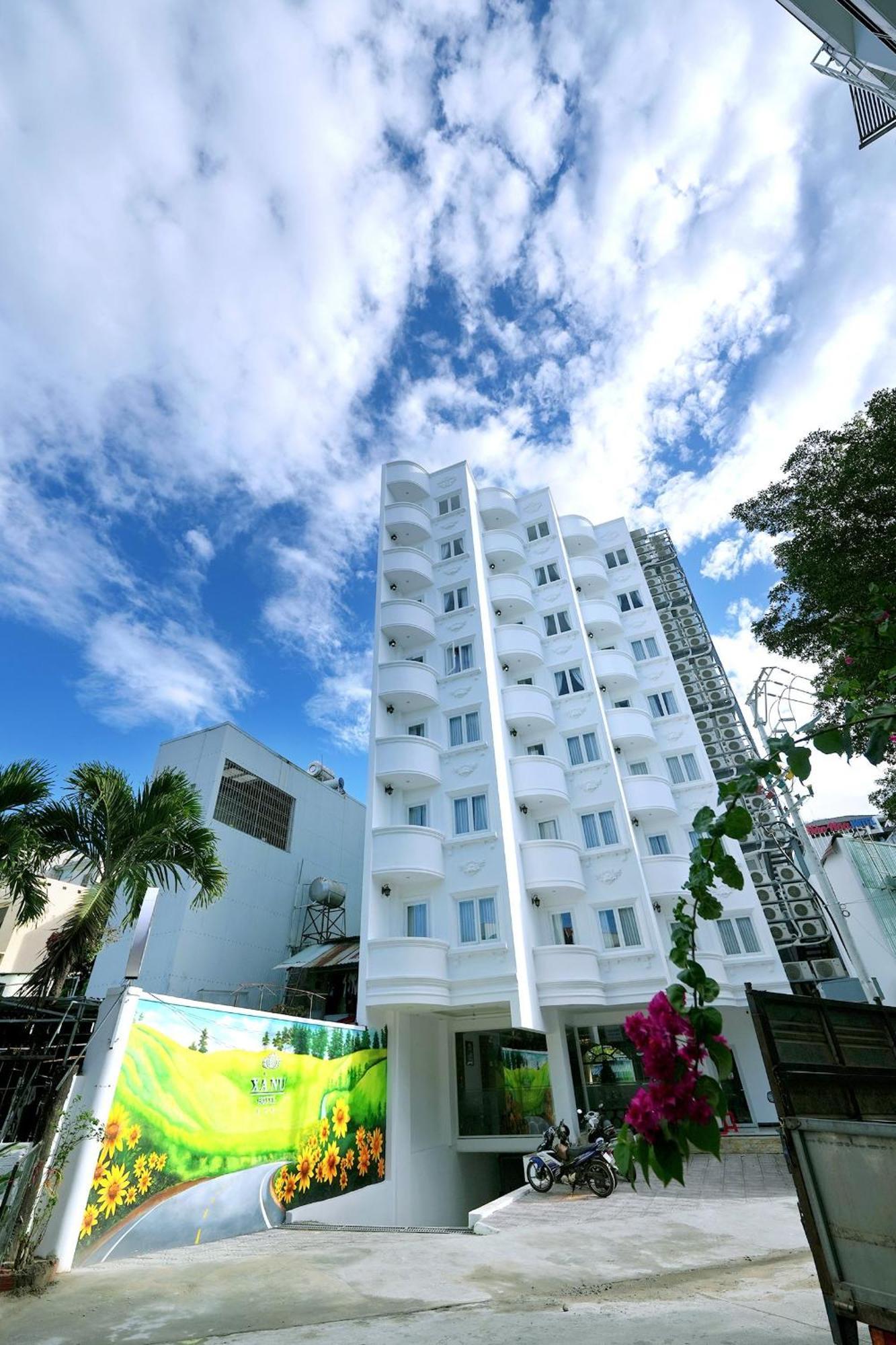 Khach San Xa Nu Hotel Kon Tum ภายนอก รูปภาพ