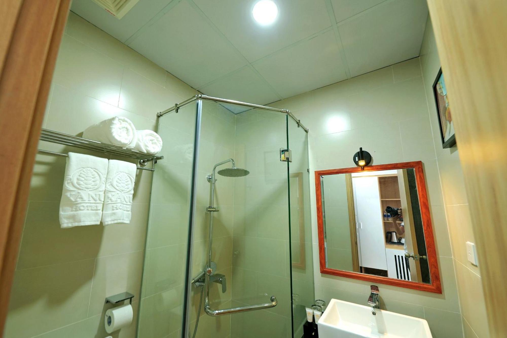Khach San Xa Nu Hotel Kon Tum ภายนอก รูปภาพ