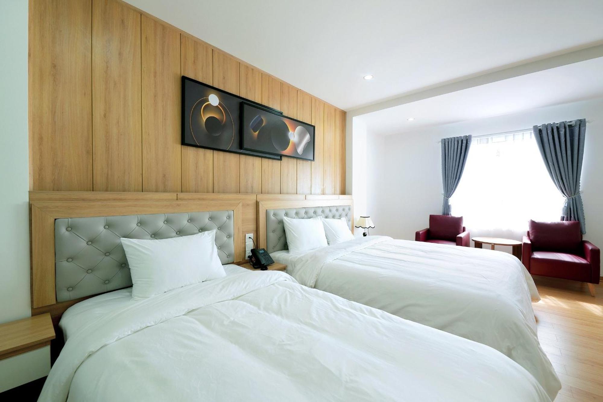 Khach San Xa Nu Hotel Kon Tum ภายนอก รูปภาพ